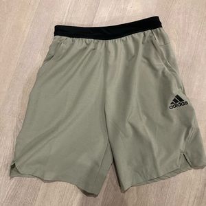 Adidas Mens Axis Woven Short Size XS Green Brand New With Tags